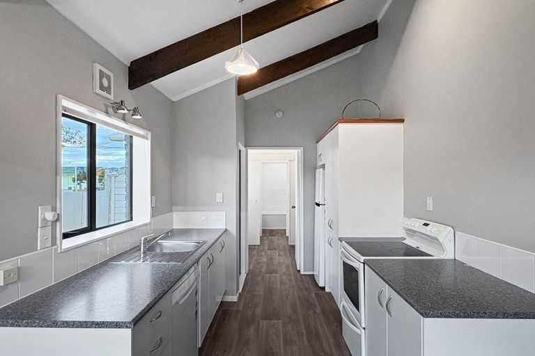 Photo of property in 65a Vardon Road, St Andrews, Hamilton, 3200