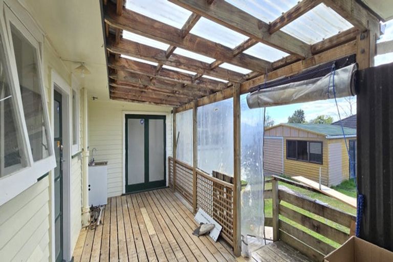 Photo of property in 55 Tatariki Street, Rosehill, Papakura, 2113