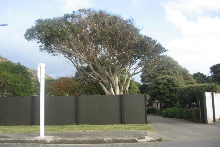 Photo of property in 26 Ocean Road, Paekakariki, 5034