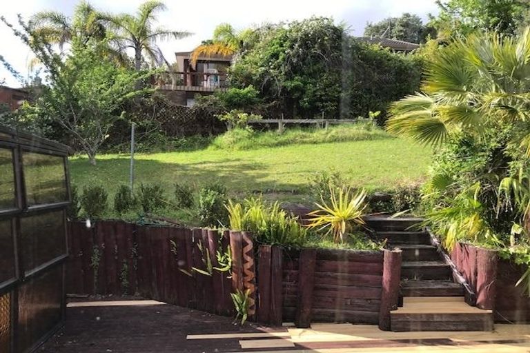 Photo of property in 30 Elmira Place, Browns Bay, Auckland, 0630