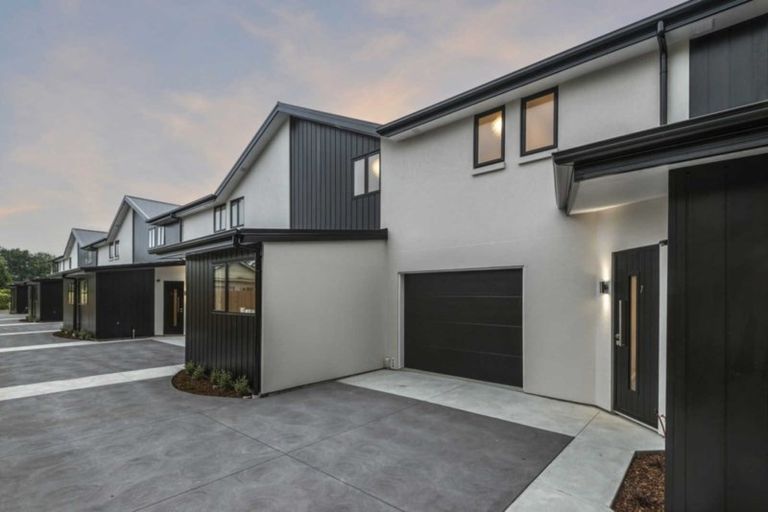 Photo of property in 3/16 Grants Road, Papanui, Christchurch, 8053