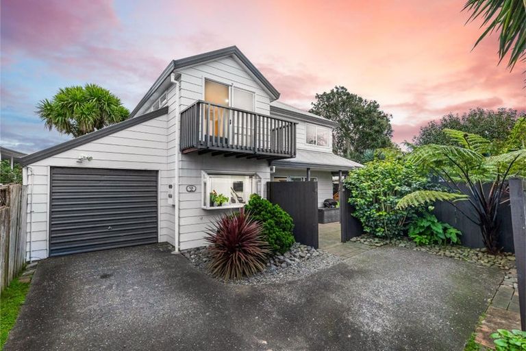 Photo of property in 2/41 Colwill Road, Massey, Auckland, 0614
