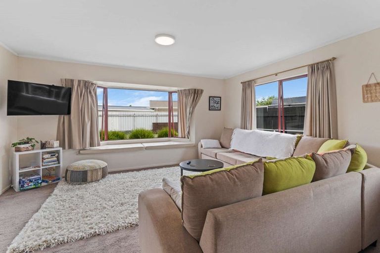 Photo of property in 51a Collins Road, Melville, Hamilton, 3206