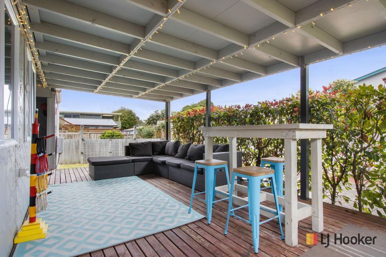 Photo of property in 10 Dillon Street, Waihi Beach, 3611