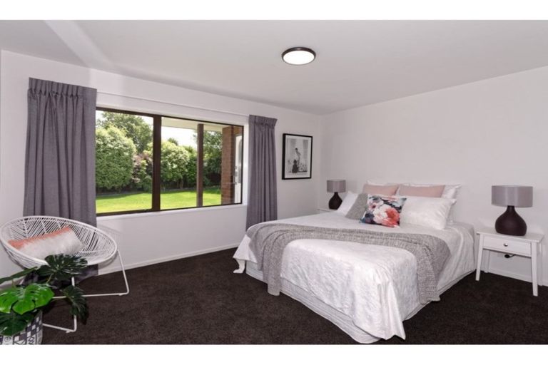 Photo of property in 36 Kirsten Place, Parklands, Christchurch, 8083