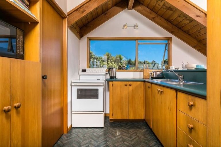 Photo of property in 34a Glenelg Road, Red Beach, 0932