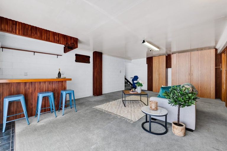 Photo of property in 102a Frankley Road, Frankleigh Park, New Plymouth, 4310