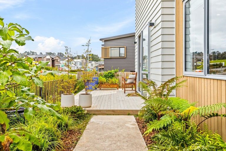 Photo of property in 3 Karengo Street, Long Bay, Auckland, 0630
