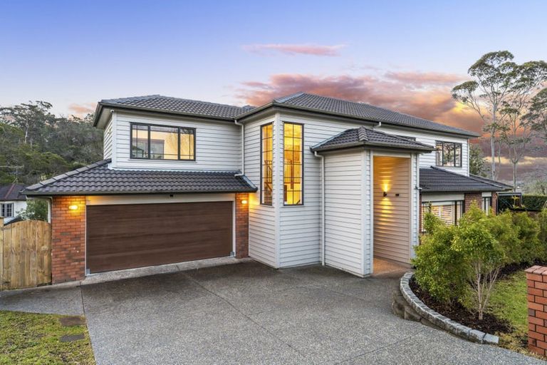 Photo of property in 54 Sapperton Drive, Henderson, Auckland, 0612