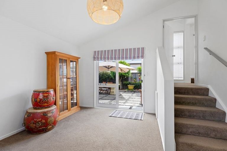 Photo of property in 960a Papamoa Beach Road, Papamoa Beach, Papamoa, 3118