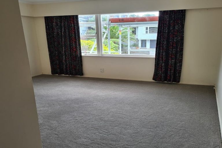 Photo of property in 89 Tirohanga Road, Tirohanga, Lower Hutt, 5010