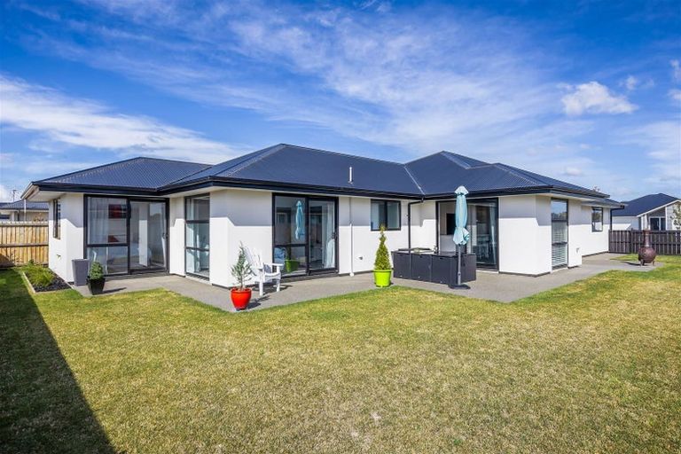 Photo of property in 45 Mcquillan Avenue, Woodend, 7610