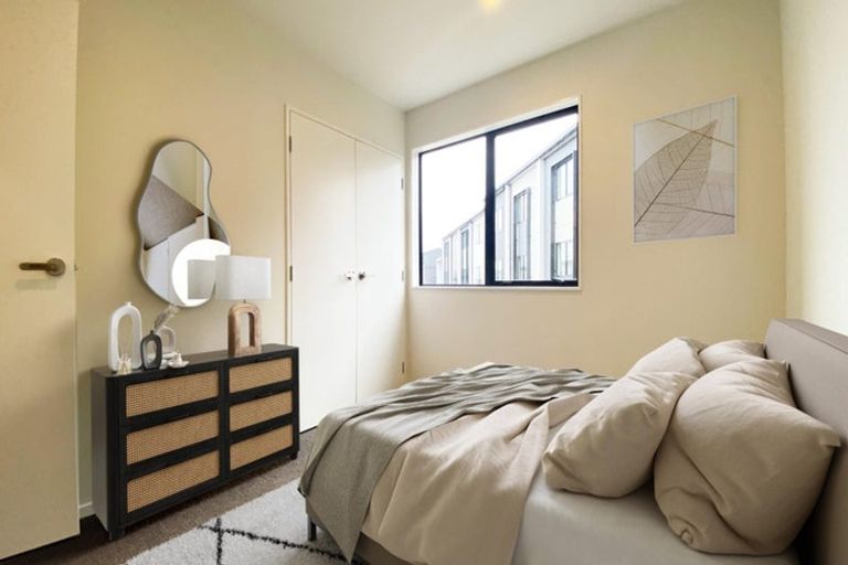 Photo of property in 9/327 Glengarry Road, Glen Eden, Auckland, 0602