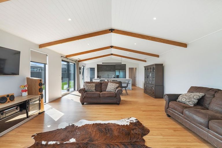 Photo of property in 4 Roles Way, Rolleston, 7615