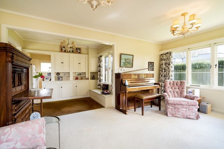 Photo of property in 141 Victoria Street, Cambridge, 3434