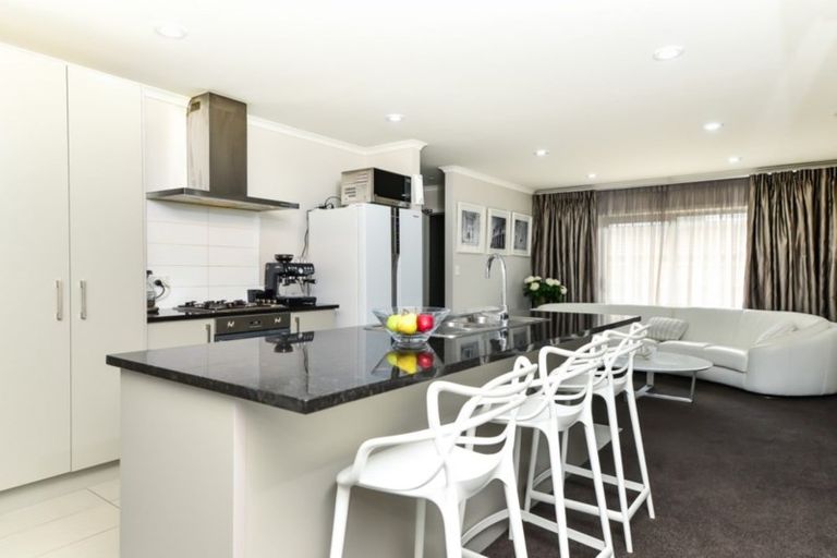 Photo of property in 8/19 Abbotsford Street, Whitiora, Hamilton, 3200