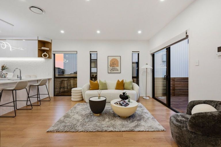 Photo of property in 19b Ervine Place, Bucklands Beach, Auckland, 2014
