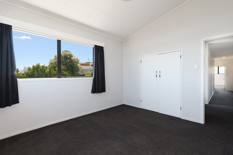 Photo of property in 17 Hairini Street, Hairini, Tauranga, 3112