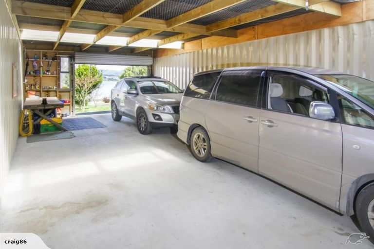Photo of property in 100 Motukaraka Point Road, Kohukohu, 0491