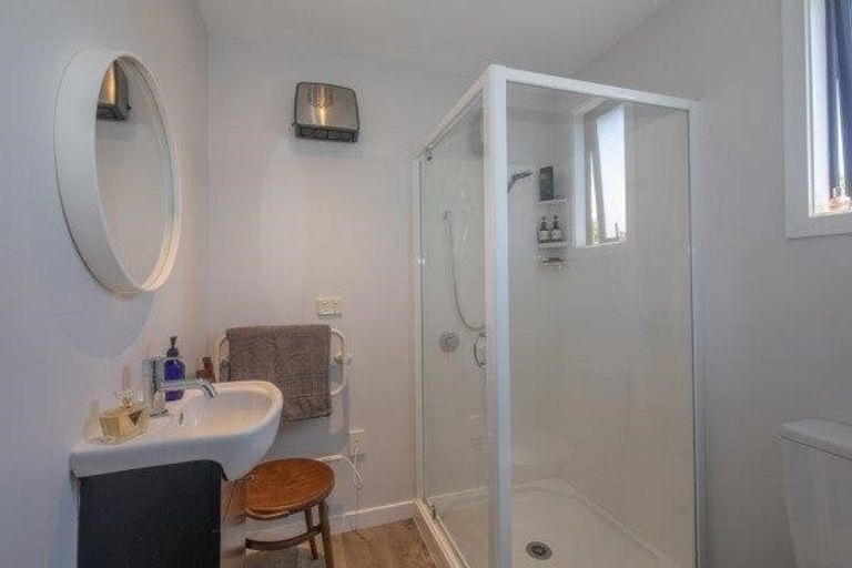 Photo of property in 25 Frye Crescent, Albert Town, Wanaka, 9305