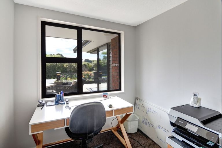 Photo of property in 14 Douglas Street, Allanton, Mosgiel, 9092