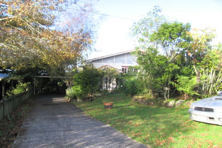 Photo of property in 55 Tane Road, Laingholm, Auckland, 0604