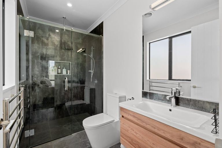 Photo of property in 52 Country Palms Drive, Halswell, Christchurch, 8025