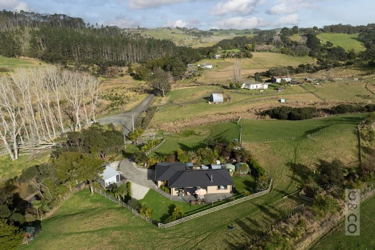 Photo of property in 188 Mcpike Road, Waimauku, 0883