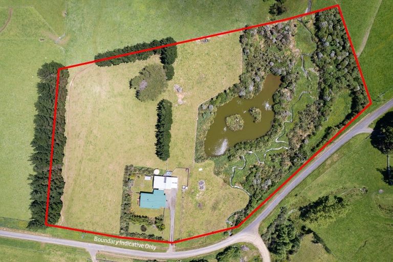 Photo of property in 321 Te Kakapo Valley Road, Dannevirke, 4978