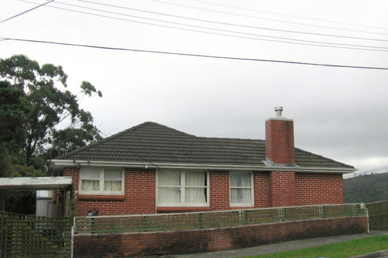 Photo of property in 97 Bird Grove, Stokes Valley, Lower Hutt, 5019