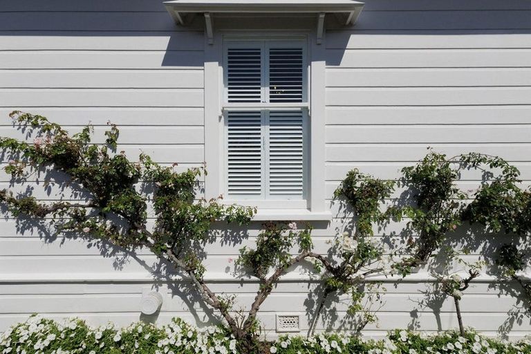 Photo of property in 165 Karori Road, Karori, Wellington, 6012