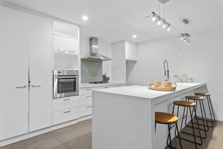 Photo of property in 24 James Drive, Woodend, 7610