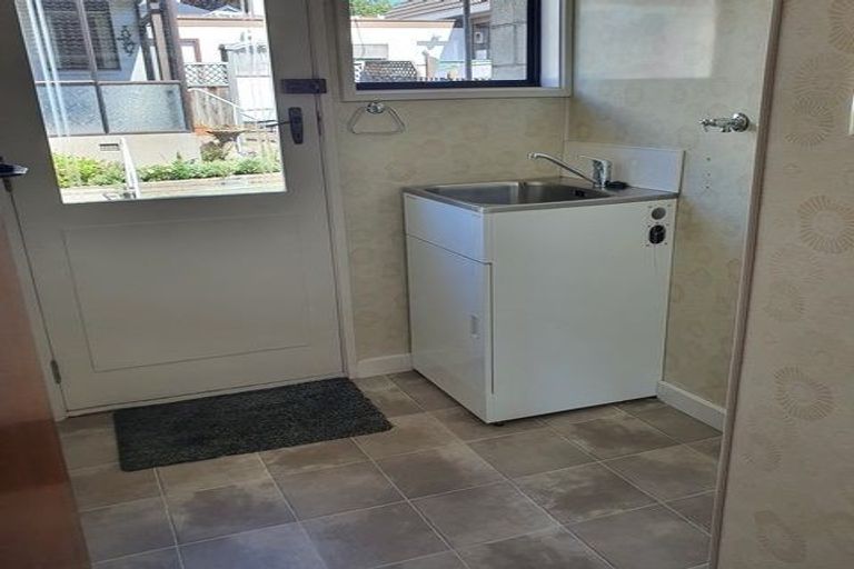 Photo of property in 1/42 Selwyn Street, Maori Hill, Timaru, 7910