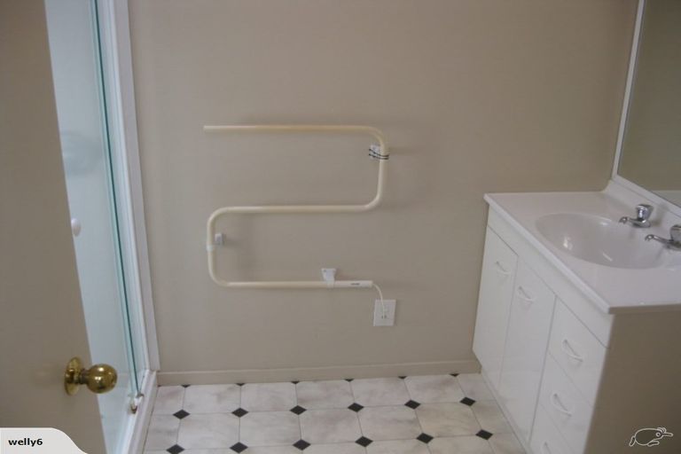 Photo of property in 1-4/10 Colombo Street, Newtown, Wellington, 6021