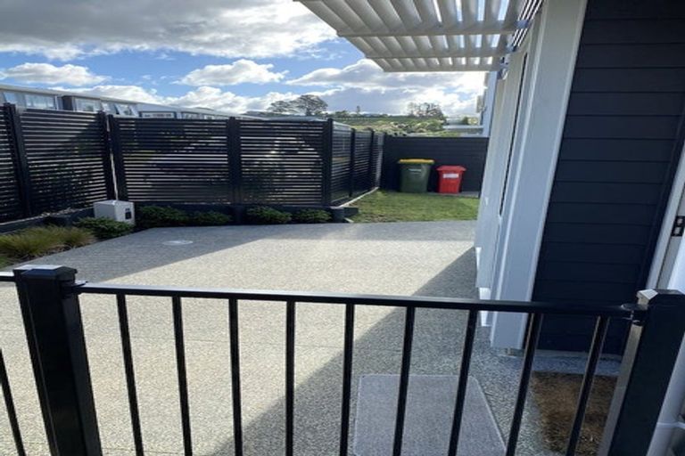 Photo of property in 22 Taitonga Lane, Stanmore Bay, Whangaparaoa, 0932