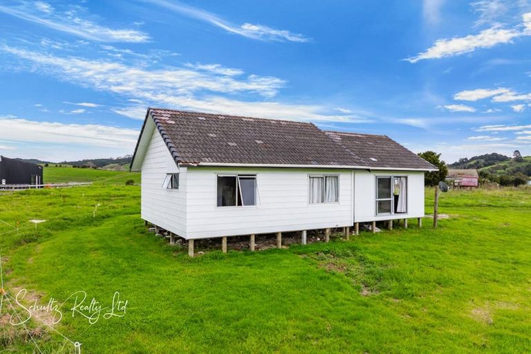 Photo of property in 32a Swamp Road, Mareretu, Maungaturoto, 0571