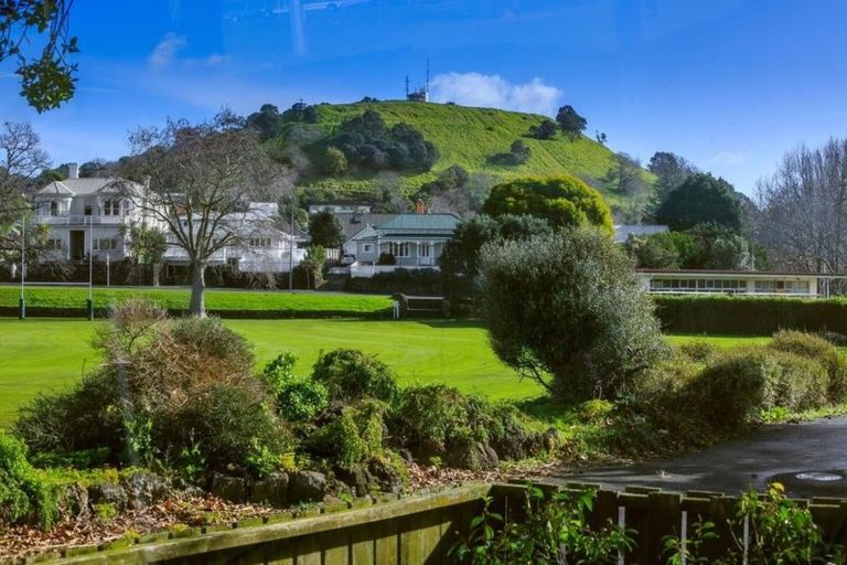 Photo of property in 4/7 Eton Avenue, Devonport, Auckland, 0624