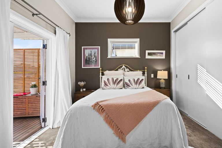 Photo of property in 129 Nelson Crescent, Napier South, Napier, 4110