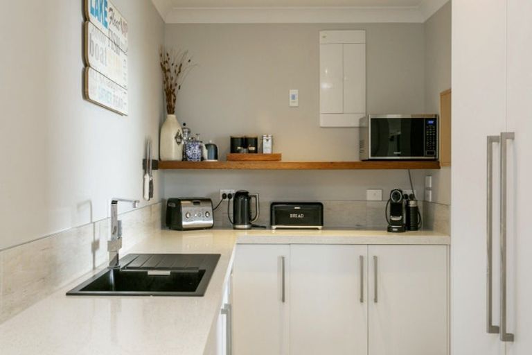 Photo of property in 61 Ramsay Drive, Acacia Bay, Taupo, 3385