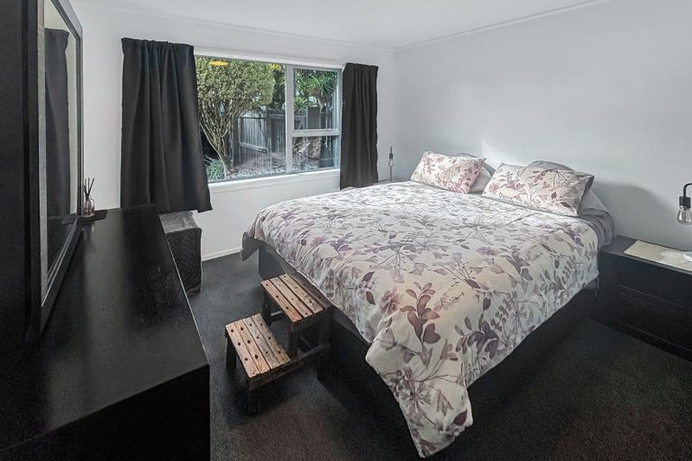 Photo of property in 2/68 Somerfield Street, Somerfield, Christchurch, 8024