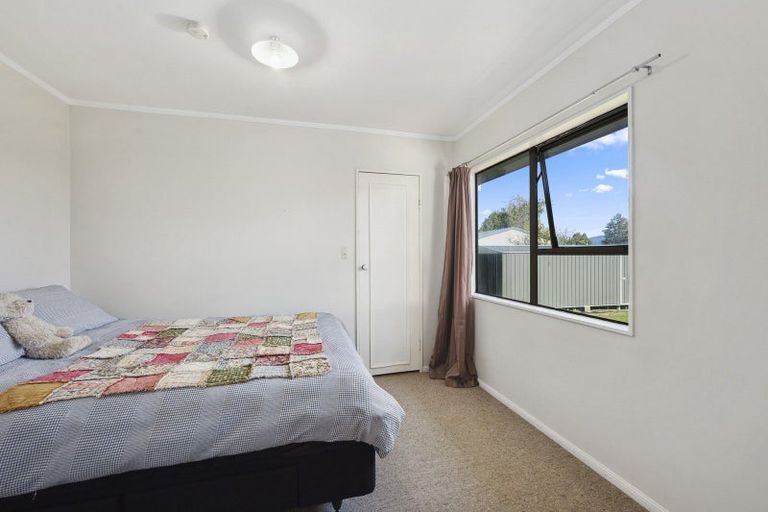 Photo of property in 34 Robinson Avenue, Holdens Bay, Rotorua, 3010