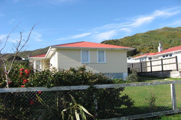 Photo of property in 21 Coniston Street, Wainuiomata, Lower Hutt, 5014