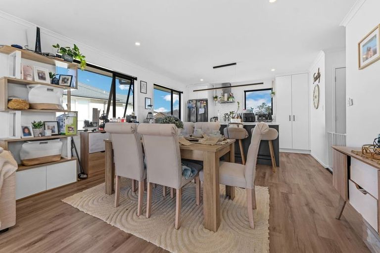 Photo of property in 40 Leathem Crescent, Pokeno, 2402