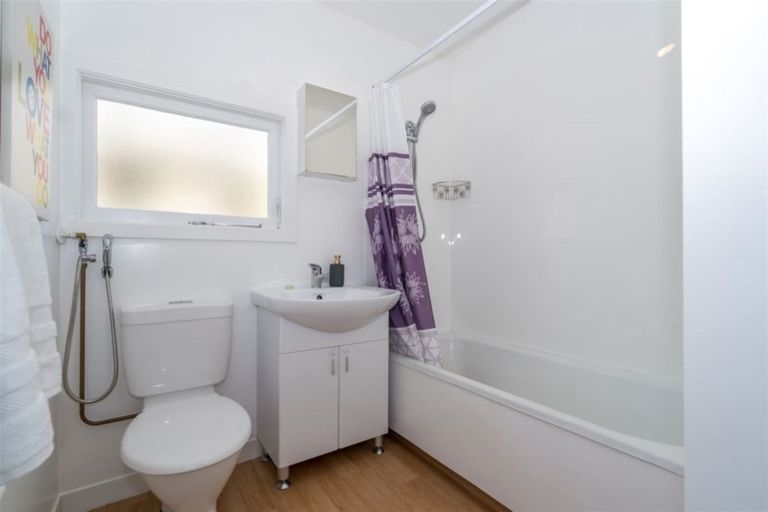 Photo of property in 33 Glenelg Street, Bradford, Dunedin, 9011