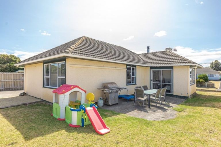 Photo of property in 89 Manuka Street, Castlecliff, Whanganui, 4501