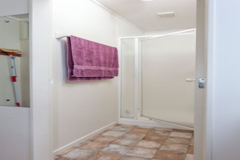 Photo of property in 127 Bruce Wallace Place, Whangamata, 3620