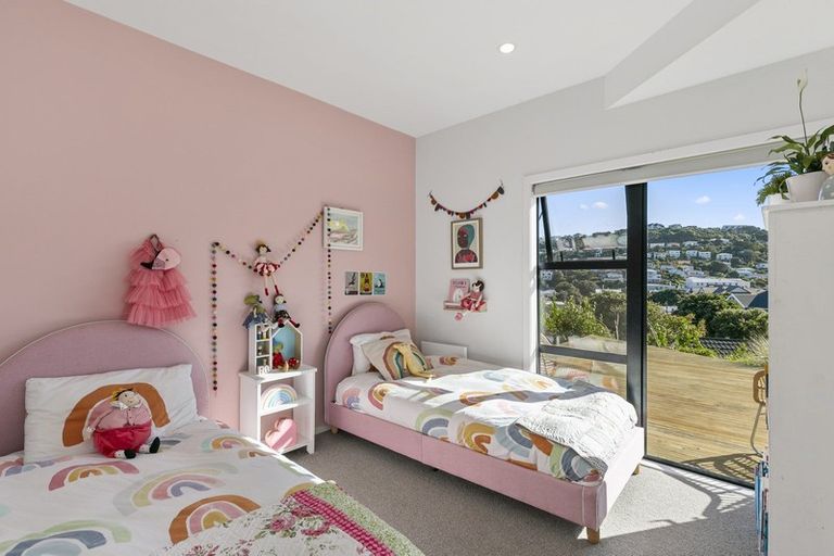 Photo of property in 89 Totara Road, Miramar, Wellington, 6022