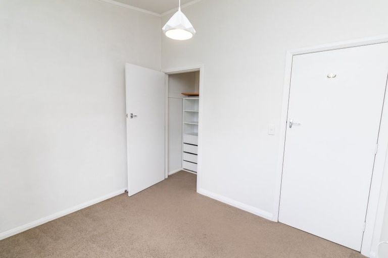 Photo of property in 52c Raroa Road, Kelburn, Wellington, 6012