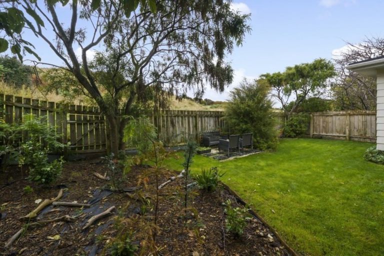 Photo of property in 2/48 Kiwi Road, Raumati Beach, Paraparaumu, 5032