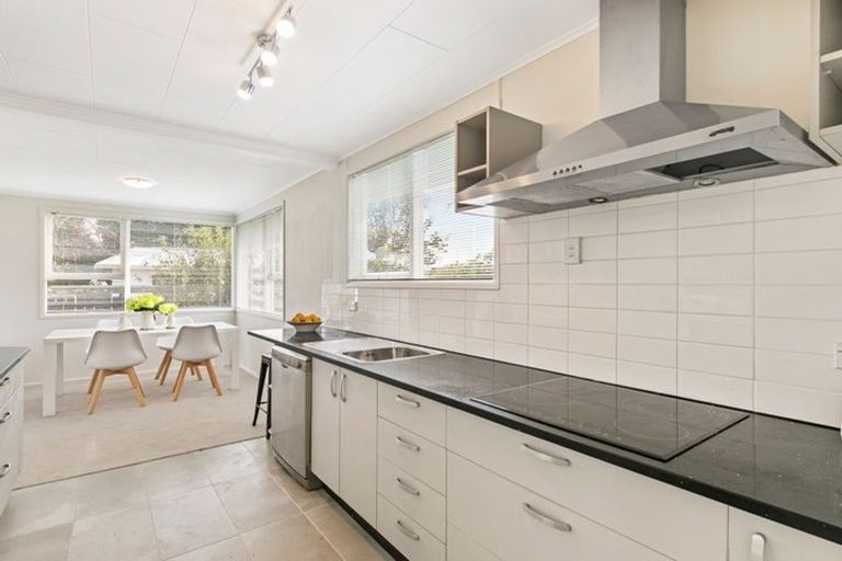 Photo of property in 1/30 Imrie Avenue, Mangere, Auckland, 2022